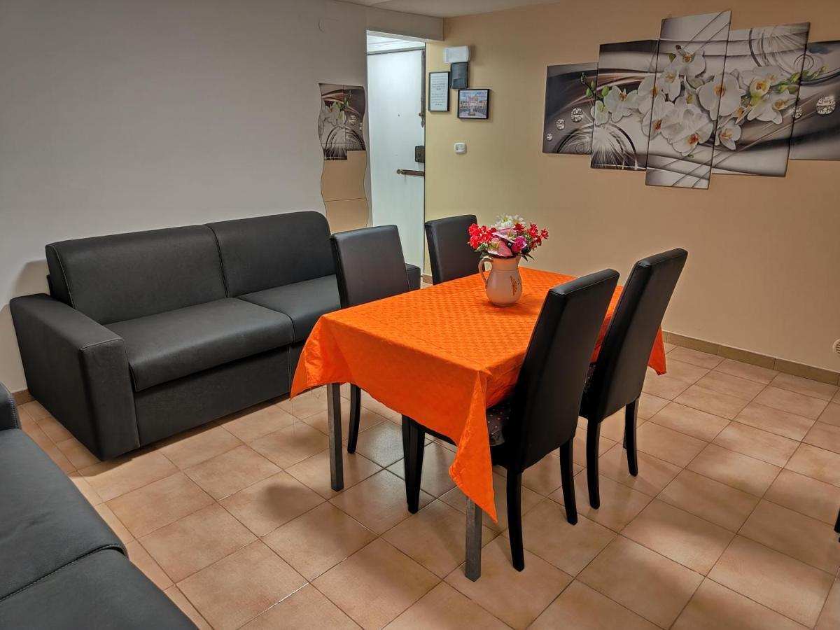 Piazza Verga Home Катанія Екстер'єр фото
